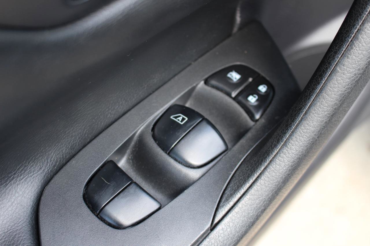 Used 2016 Nissan Altima 2.5 S w/ Power Driver Seat Package image 13