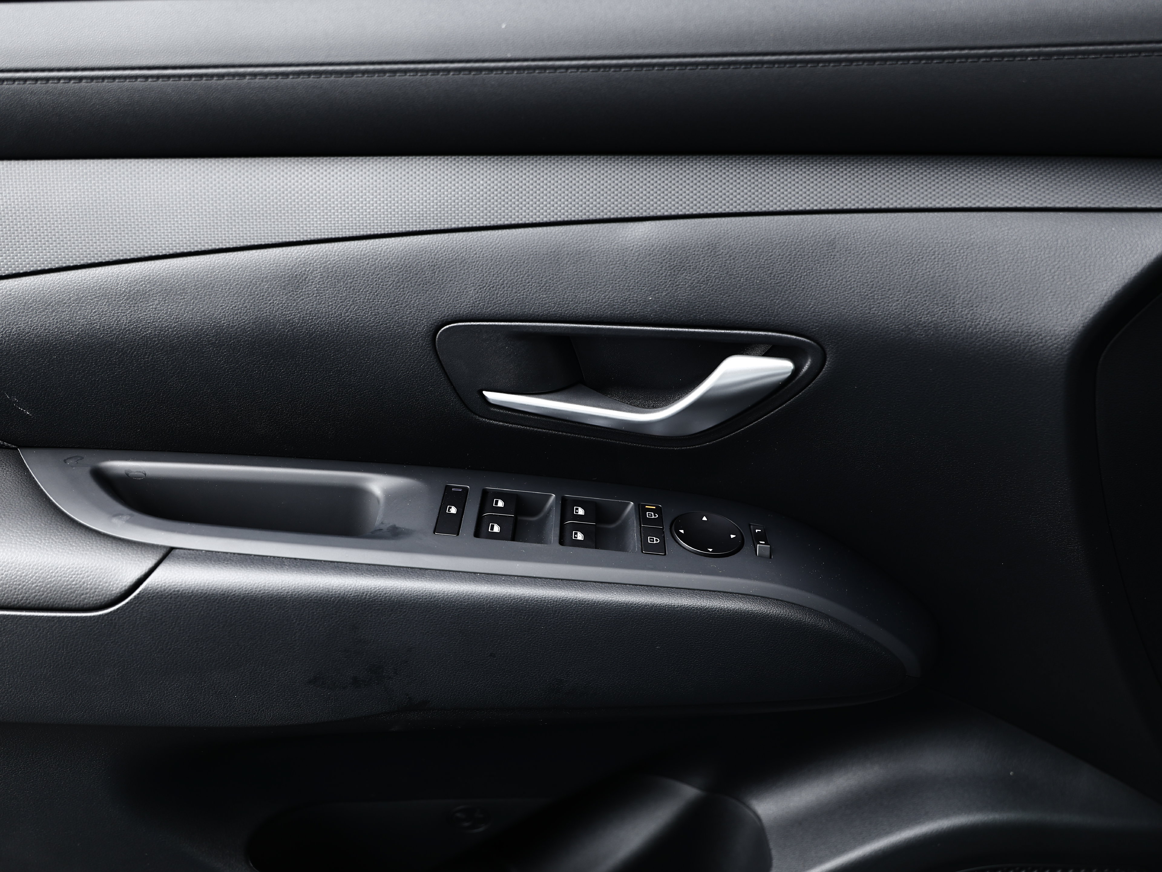 New 2027 Hyundai Santa Cruz SEL FWD image 7