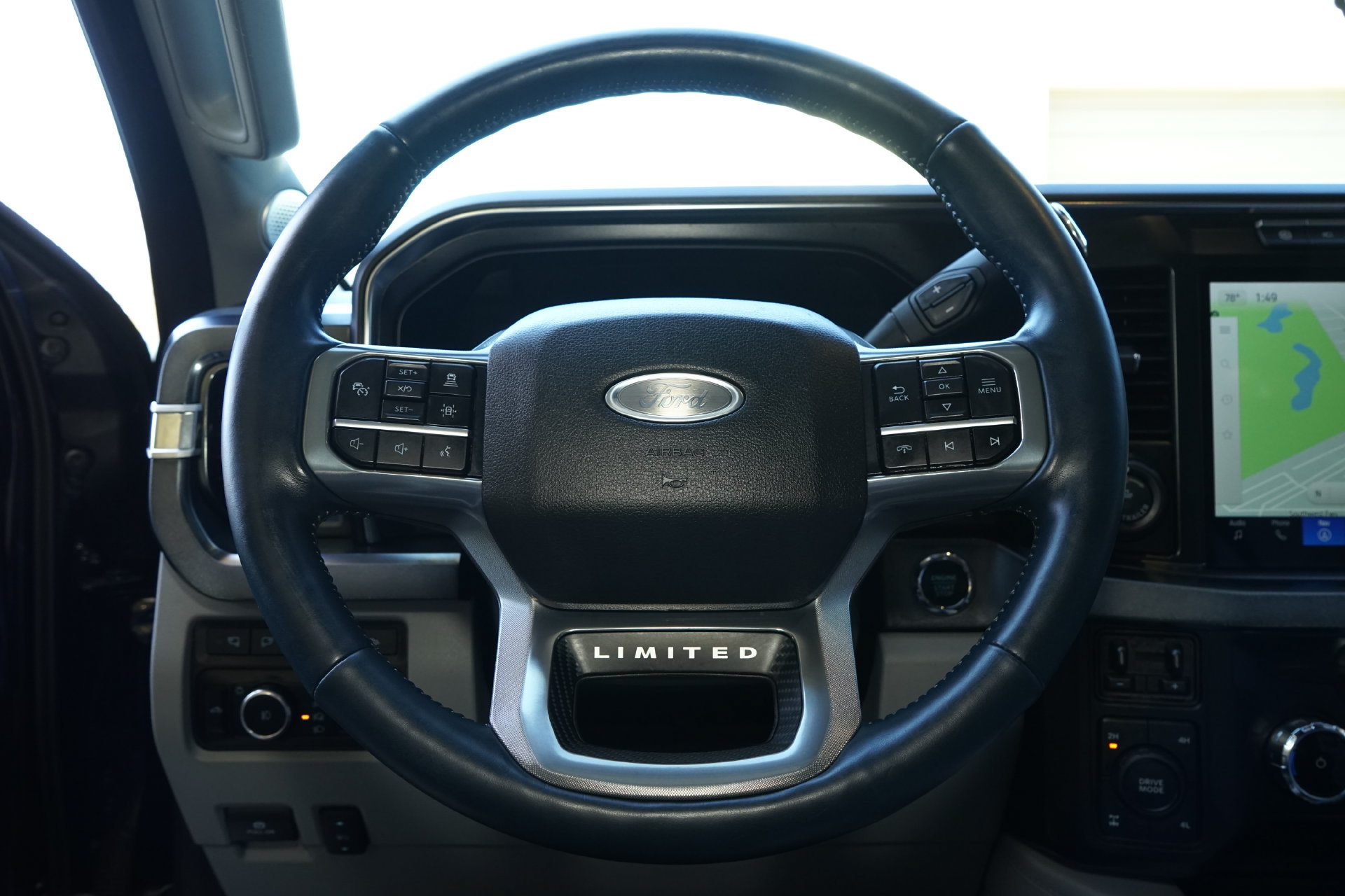 Used 2024 Ford F250 Limited w/ FX4 Off-Road Package AWD/4WD image 12