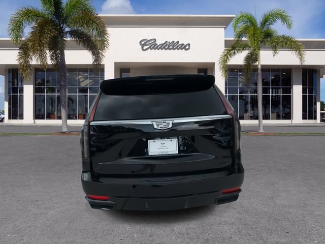 Used 2022 Cadillac Escalade Luxury w/ LPO, Illumination Package AWD/4WD image 12