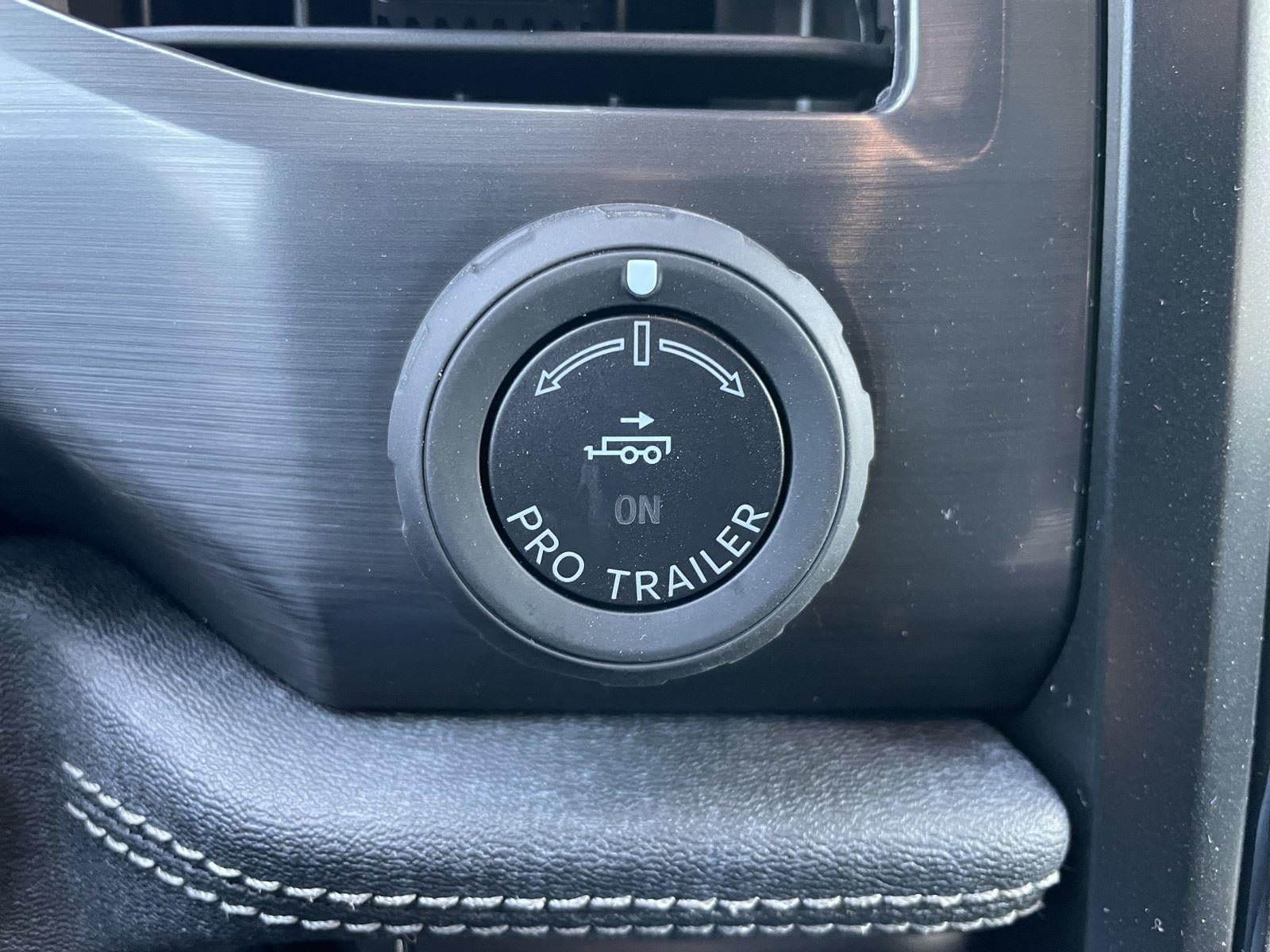 New 2025 Ford F150 Lightning Flash AWD/4WD image 32
