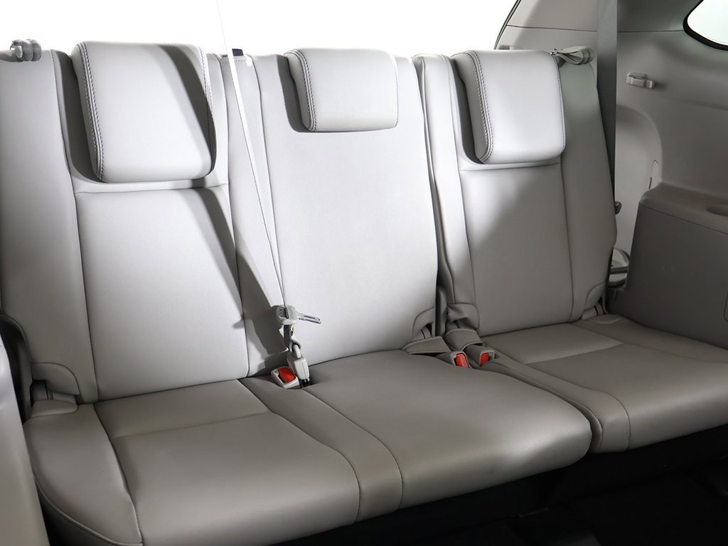 Used 2017 Toyota Highlander XLE image 40