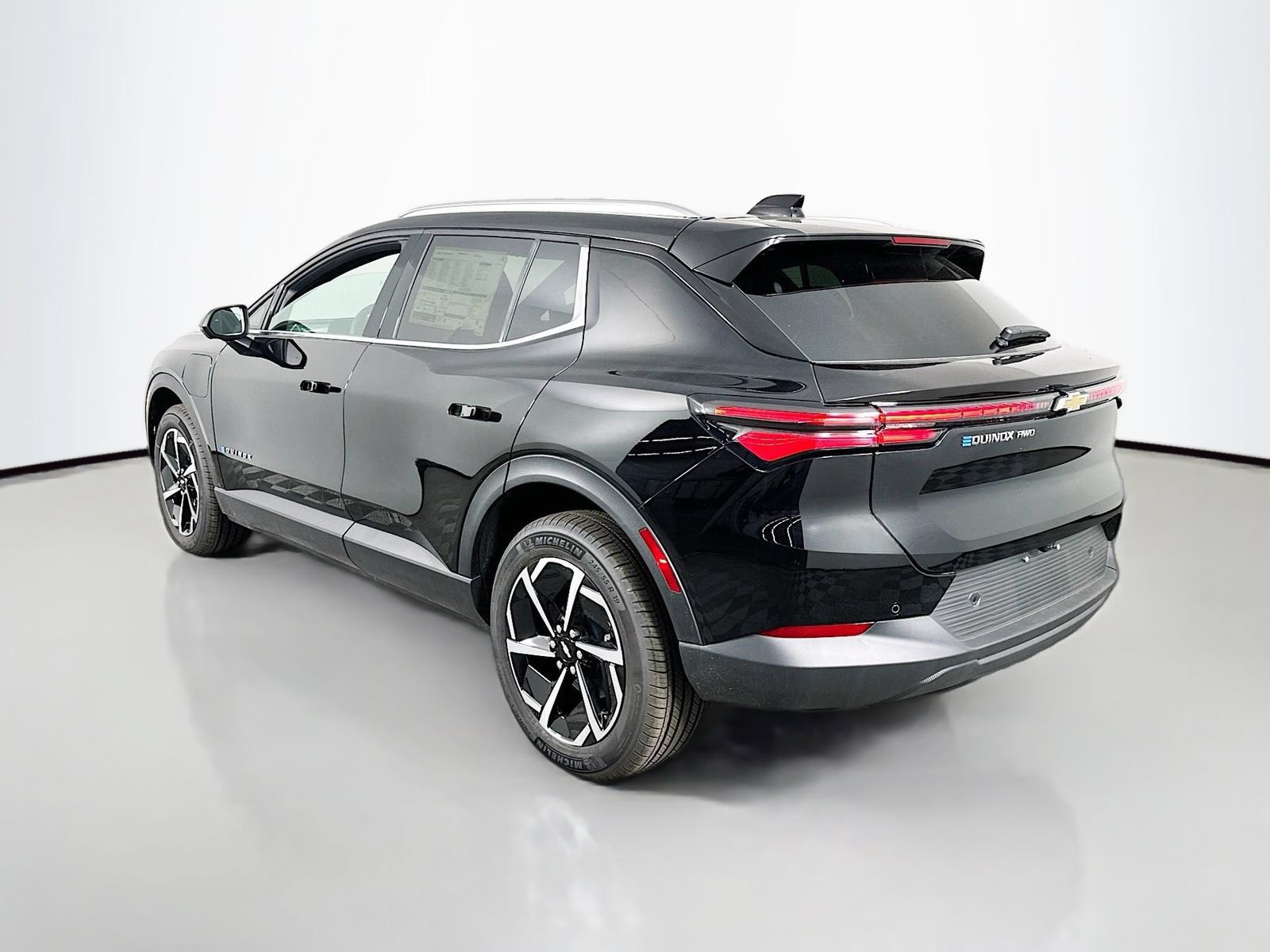 New 2026 Chevrolet Equinox EV LT AWD/4WD image 6