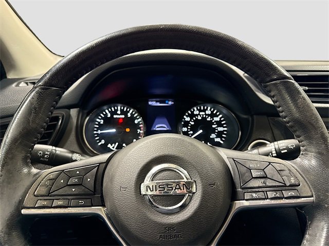 Used 2018 Nissan Rogue Sport SV w/ SV Technology Package image 13