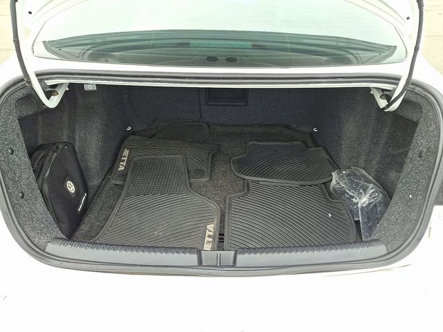 Used 2016 Volkswagen Jetta Sport image 25