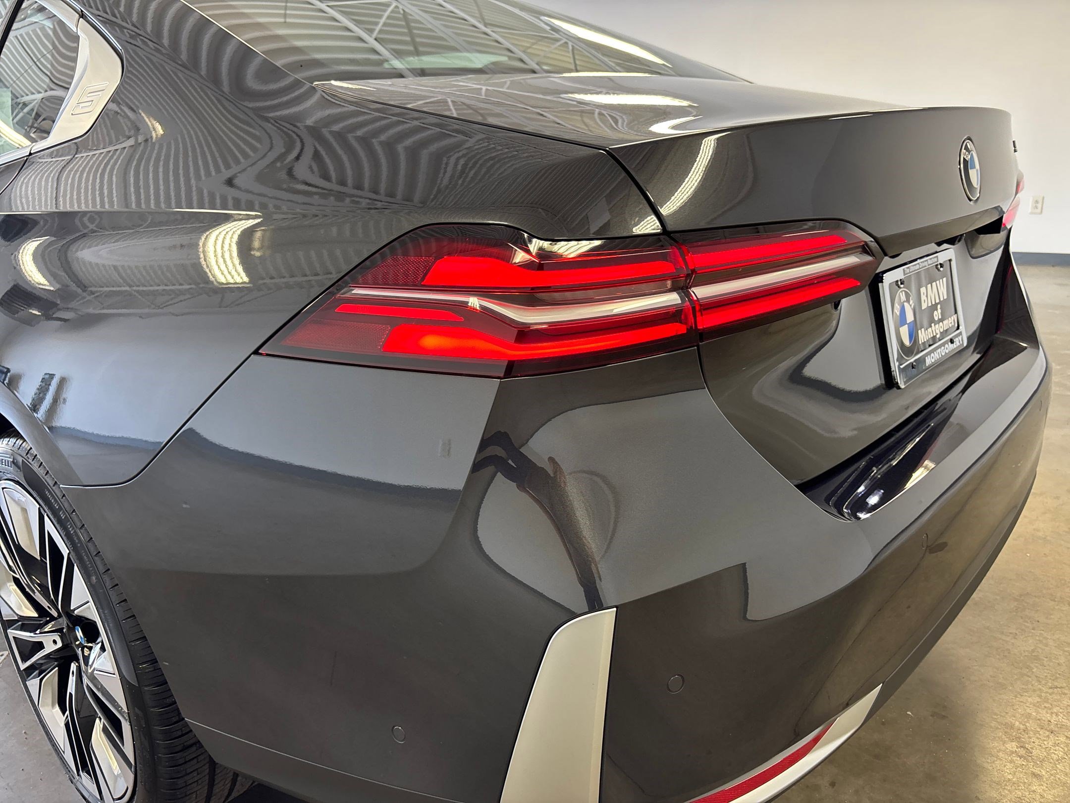 New 2026 BMW 530i image 11