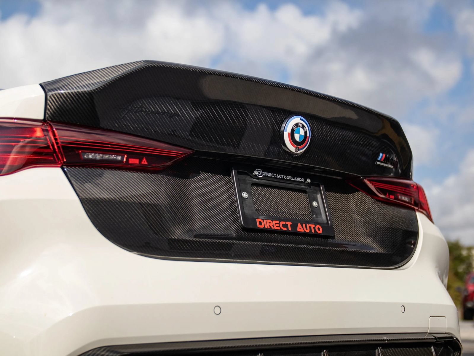 Used 2021 BMW M4 Competition w/ M Carbon Exterior Package RWD image 16