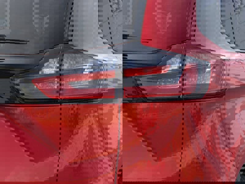 New 2024 Ford Edge ST-Line w/ Class II Trailer Tow Package image 43