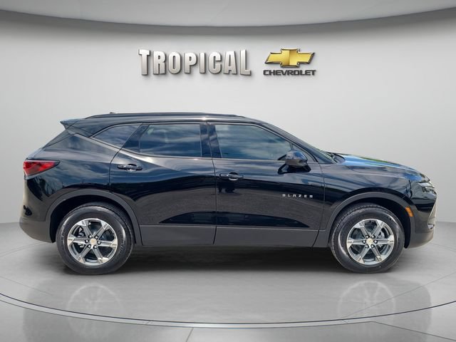 New 2026 Chevrolet Blazer LT w/ Convenience Package FWD image 6