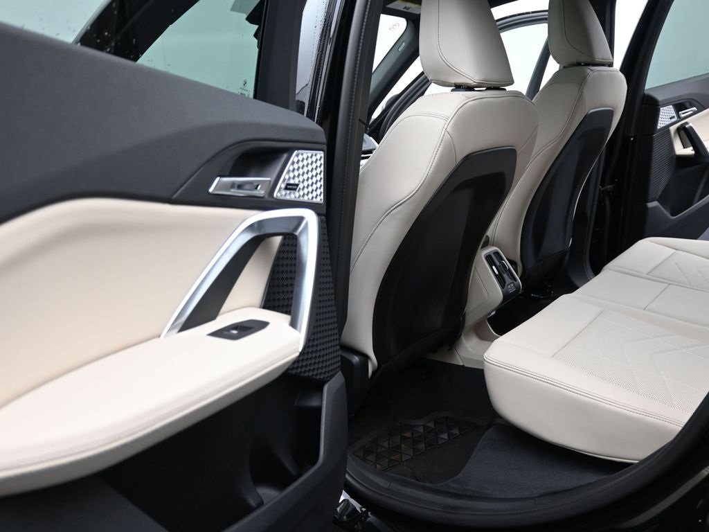 New 2025 BMW X1 xDrive28i w/ Convenience Package image 13