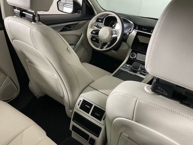 Used 2022 Jaguar F-PACE S image 31