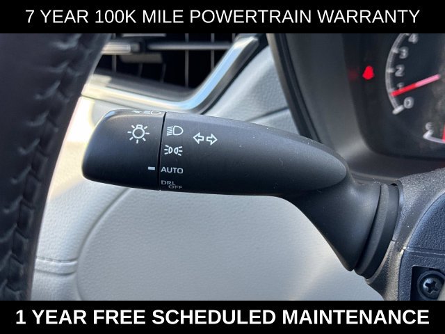 Used 2022 Toyota Corolla Cross LE AWD/4WD image 26