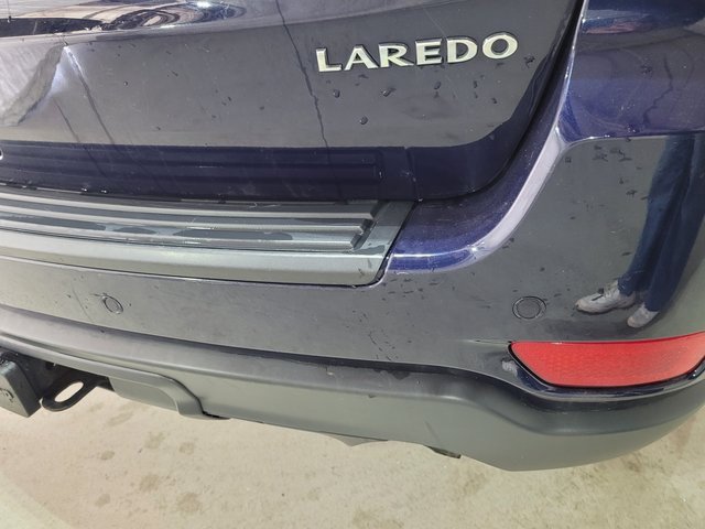 Used 2017 Jeep Grand Cherokee Laredo w/ Trailer Tow Group IV image 9