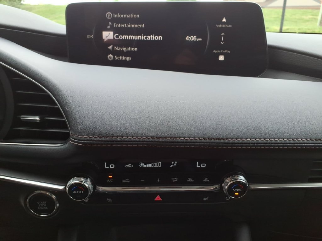 New 2026 MAZDA MAZDA3 2.5 Turbo Sedan w/Premium Plus AWD/4WD image 21