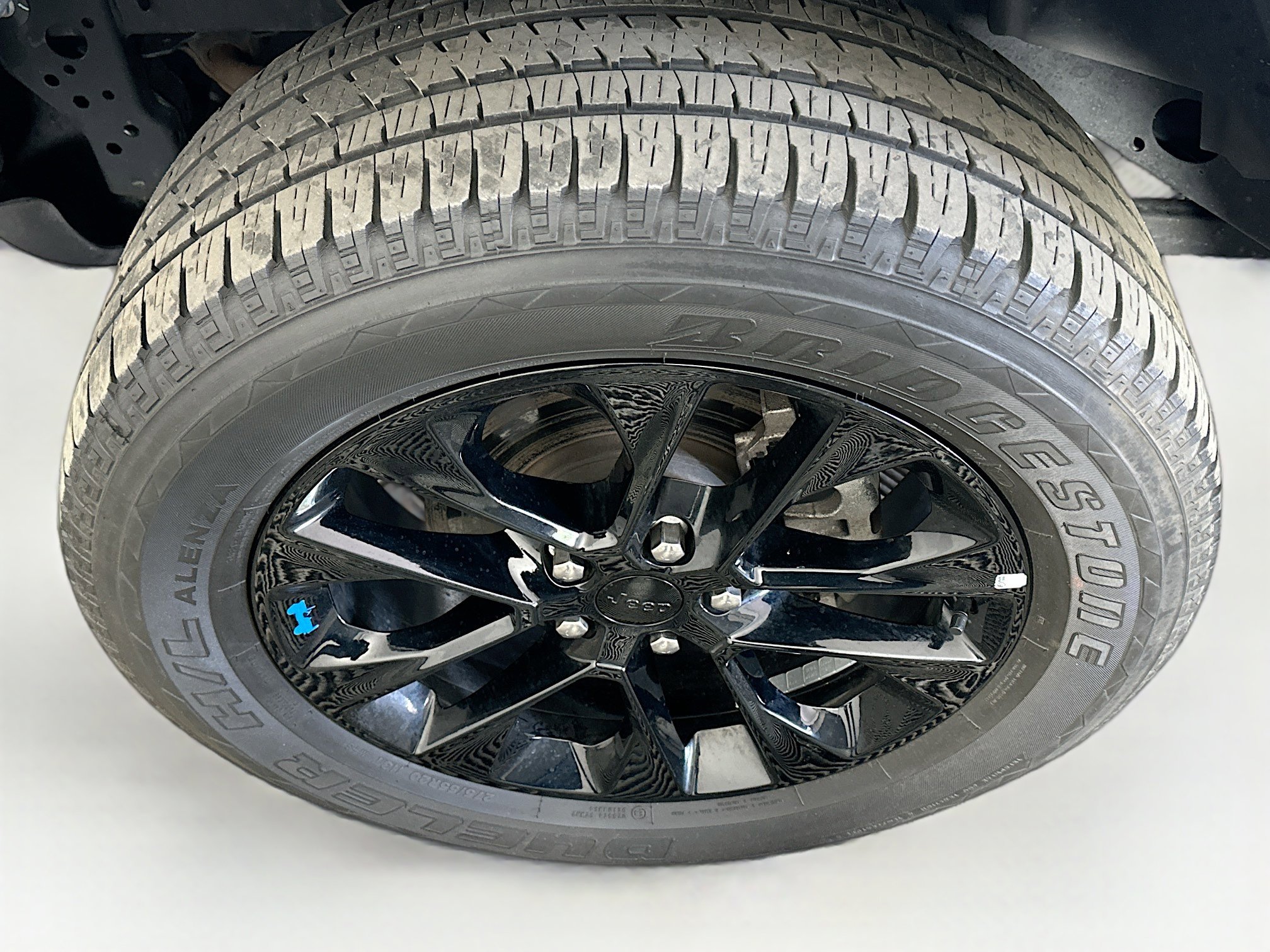 Used 2023 Jeep Wrangler Sahara w/ Cold Weather Group image 11