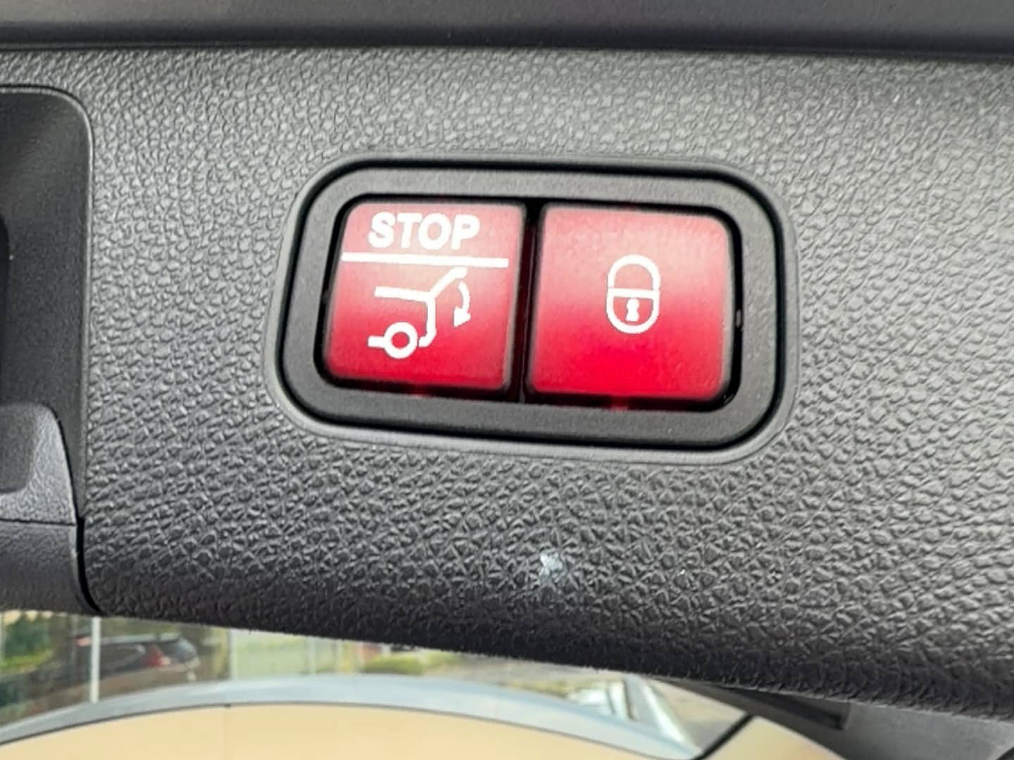 Used 2013 Mercedes-Benz GLK 350 4MATIC image 30