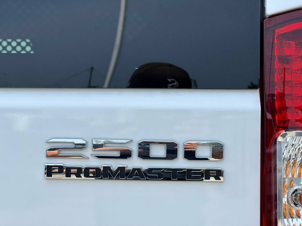 Used 2025 RAM ProMaster 2500 w/ U-Haul Equipment Group FWD image 10