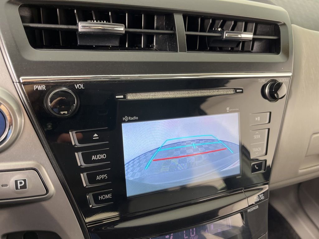 Used 2015 Toyota Prius V Four FWD image 21