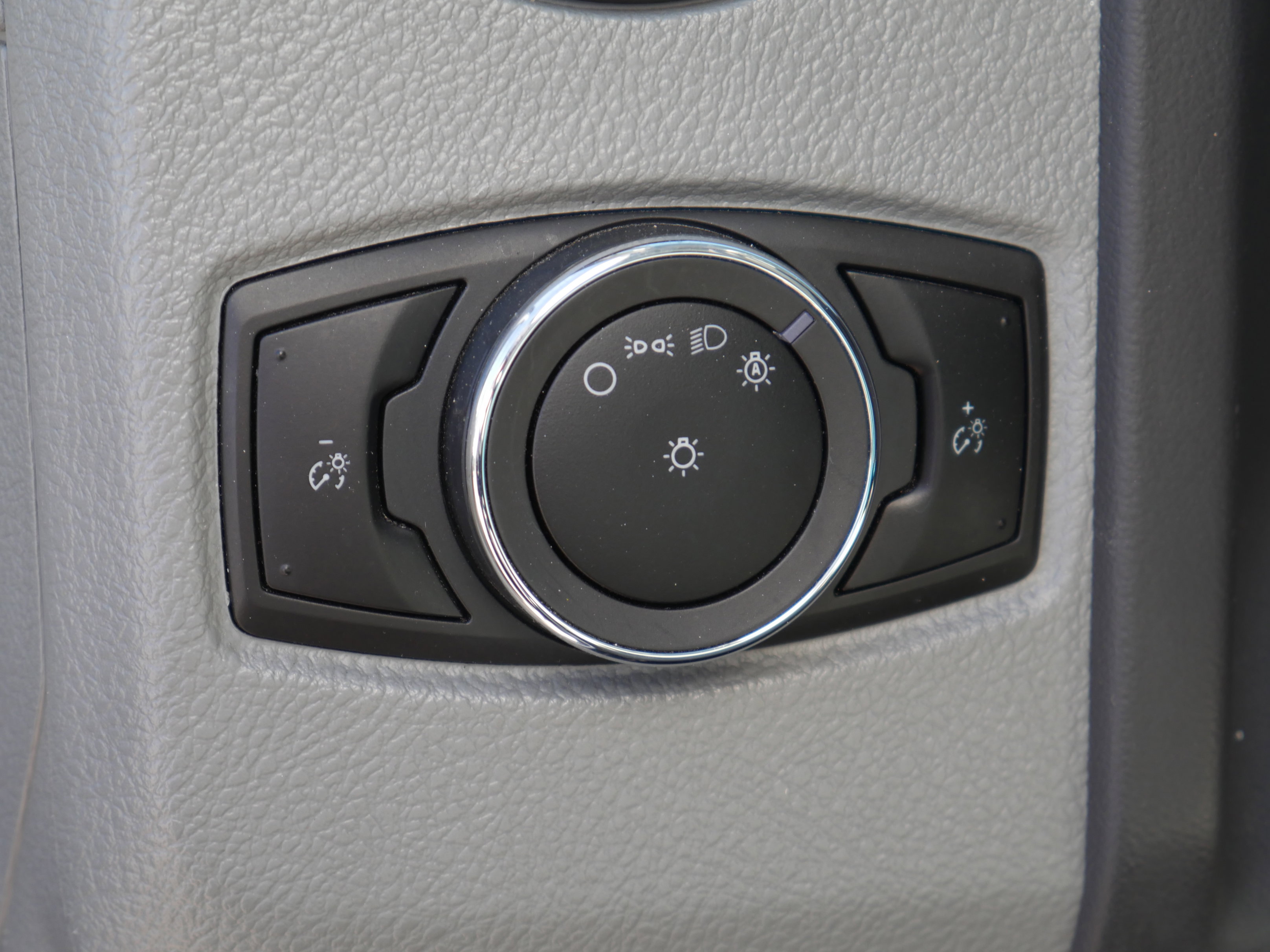 Certified 2024 Ford E-450 and Econoline 450 Super Duty image 5