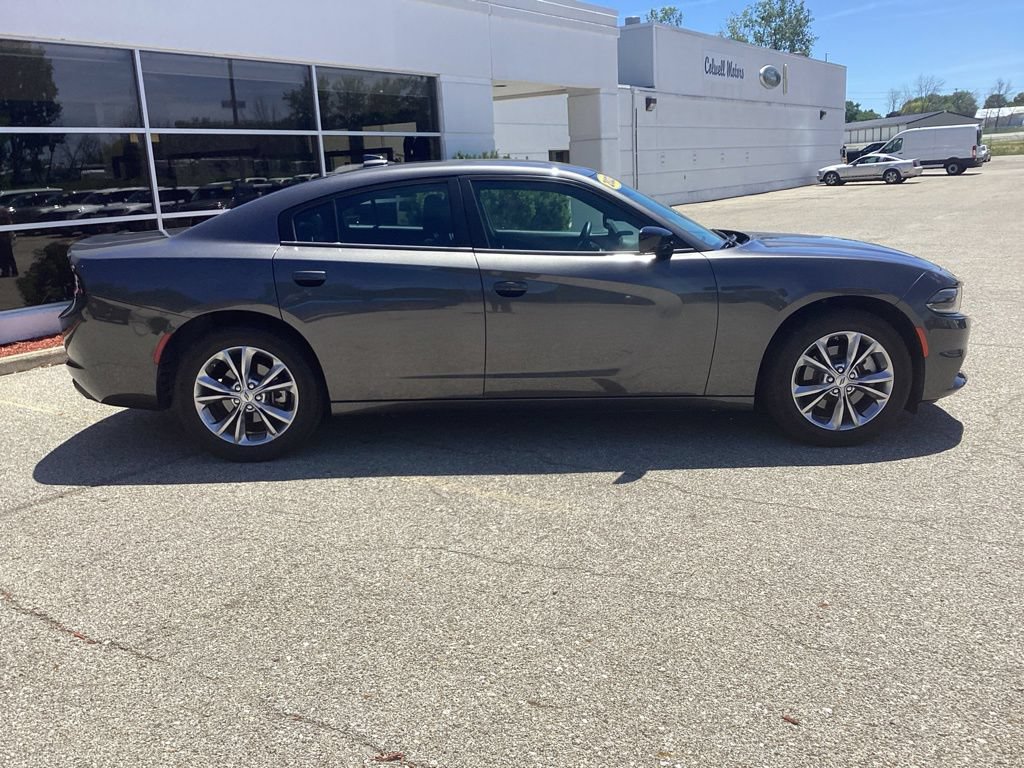 Used 2023 Dodge Charger SXT AWD/4WD image 2