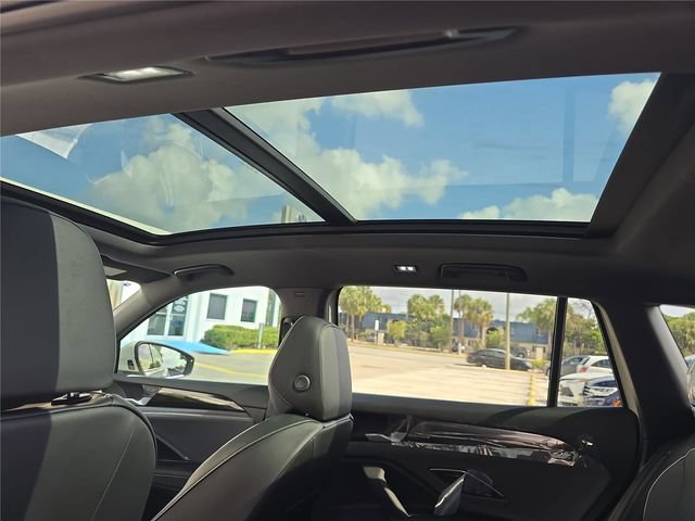 New 2026 Volkswagen Tiguan SEL R-Line AWD/4WD image 24