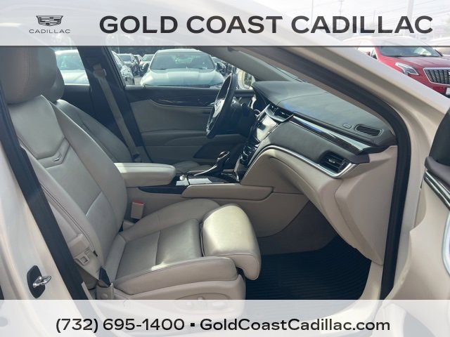 Used 2013 Cadillac XTS Luxury w/ Driver Awareness Package image 7