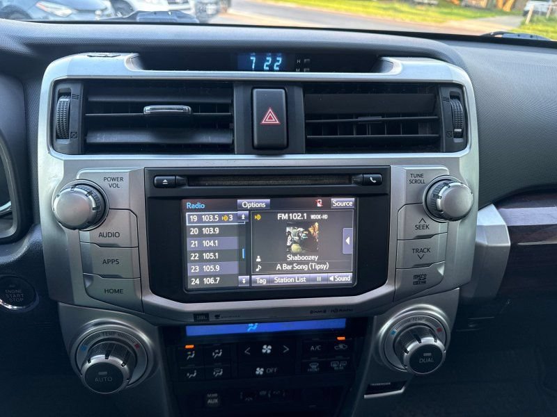 Used 2017 Toyota 4Runner Limited AWD/4WD image 26