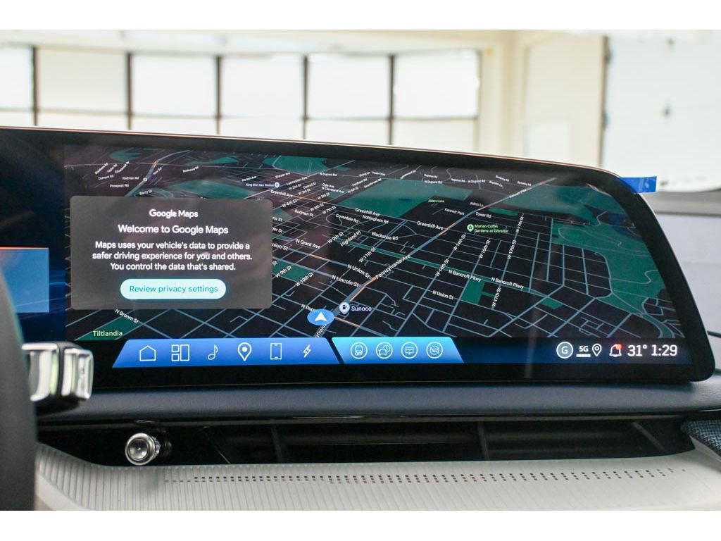 New 2026 Cadillac Optiq Luxury 2 image 35