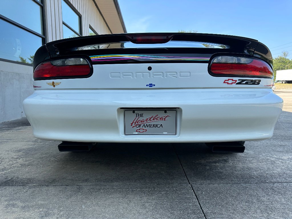 Used 1993 Chevrolet Camaro Z28 image 29