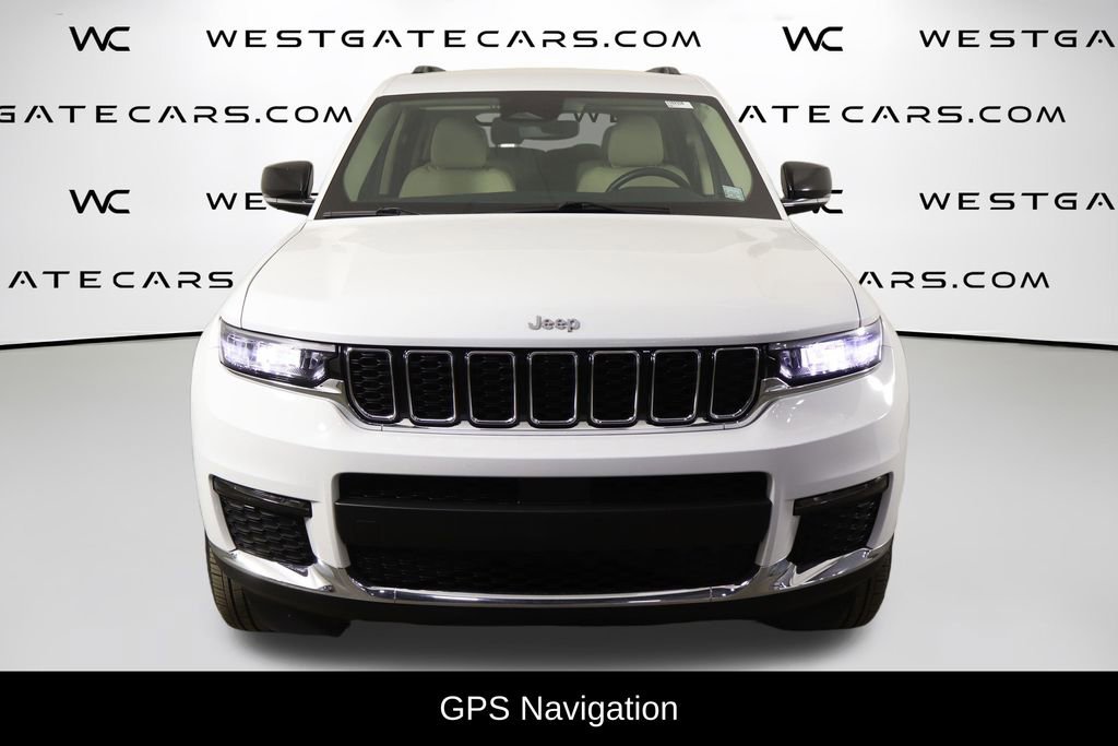 Used 2022 Jeep Grand Cherokee L Limited AWD/4WD image 2