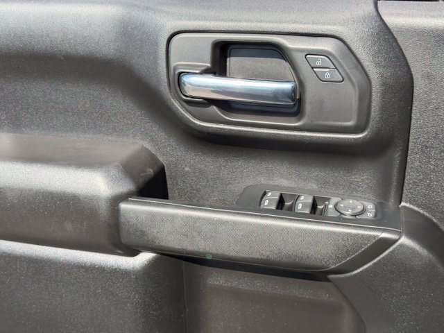 Used 2023 Chevrolet Silverado 1500 Custom AWD/4WD image 12