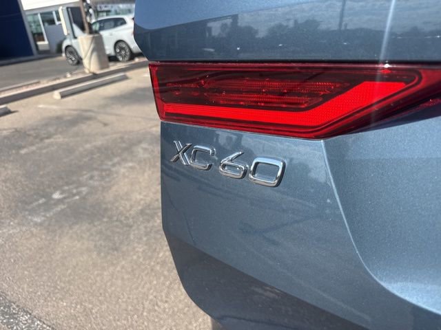 New 2026 Volvo XC60 B5 Plus w/ Climate Package image 7