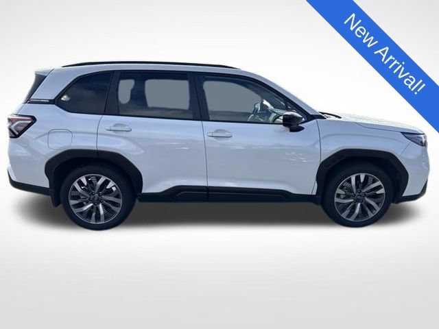 Certified 2025 Subaru Forester Touring AWD/4WD image 8