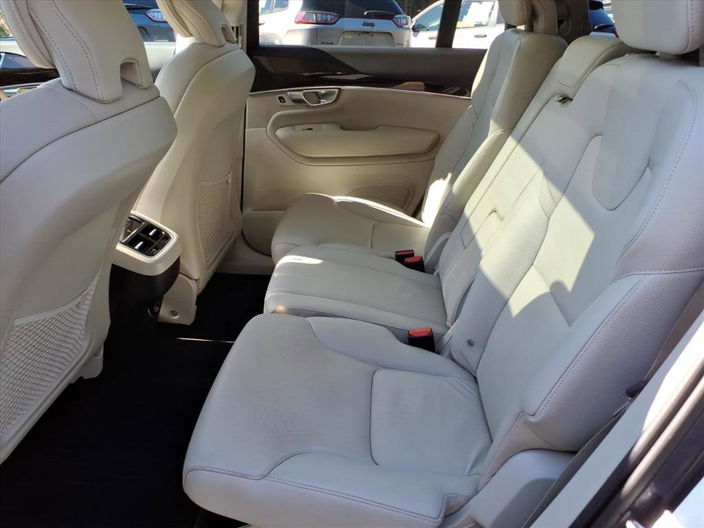 Used 2019 Volvo XC90 T6 Momentum w/ Advanced Package image 10