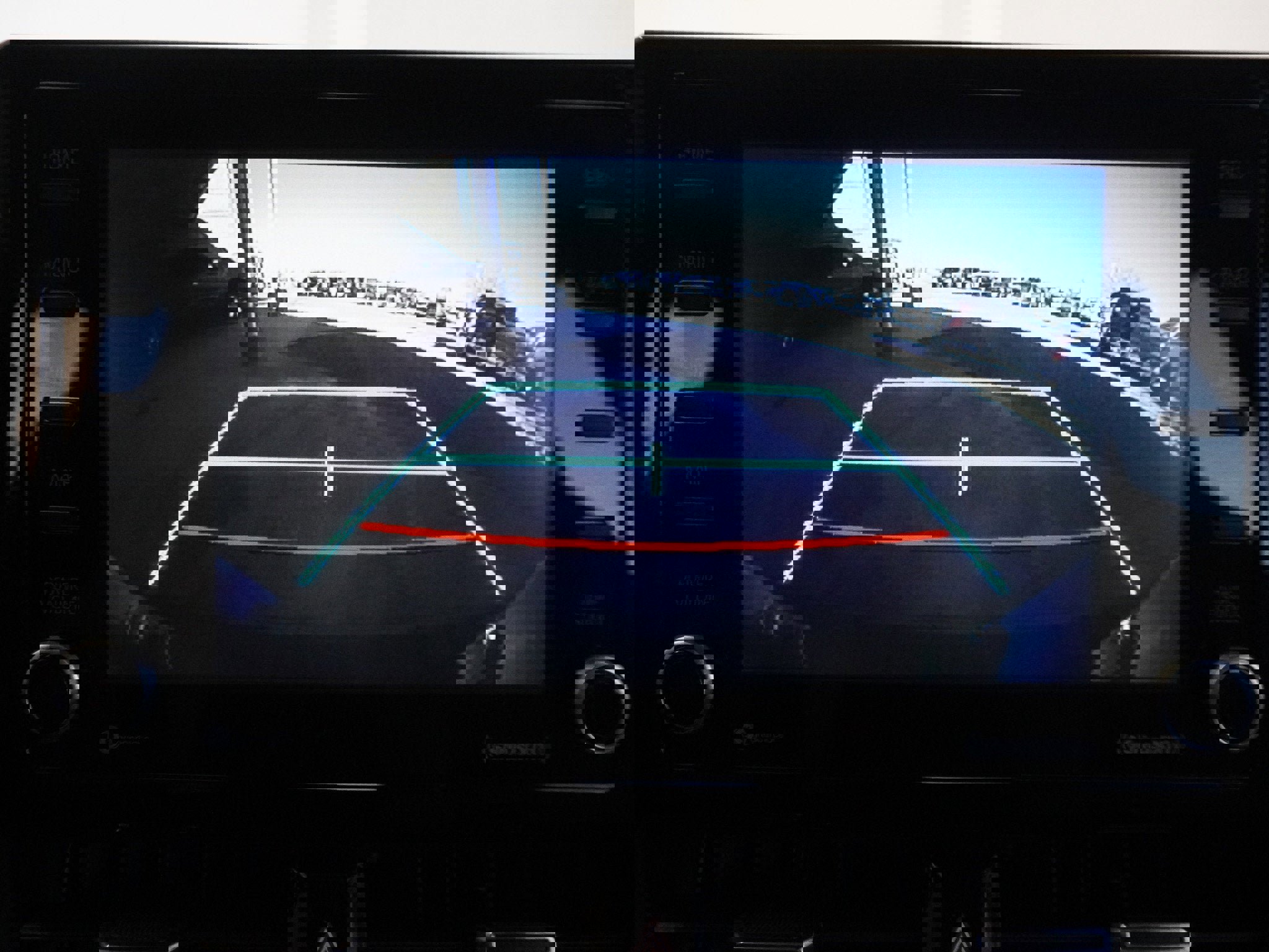 Used 2022 Toyota Corolla SE image 31