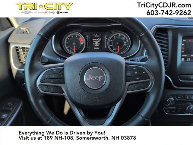 Used 2019 Jeep Cherokee Latitude Plus w/ Comfort/Convenience Group image 22