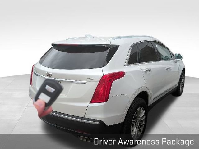 Used 2017 Cadillac XT5 Luxury w/ Driver Awareness Package image 5