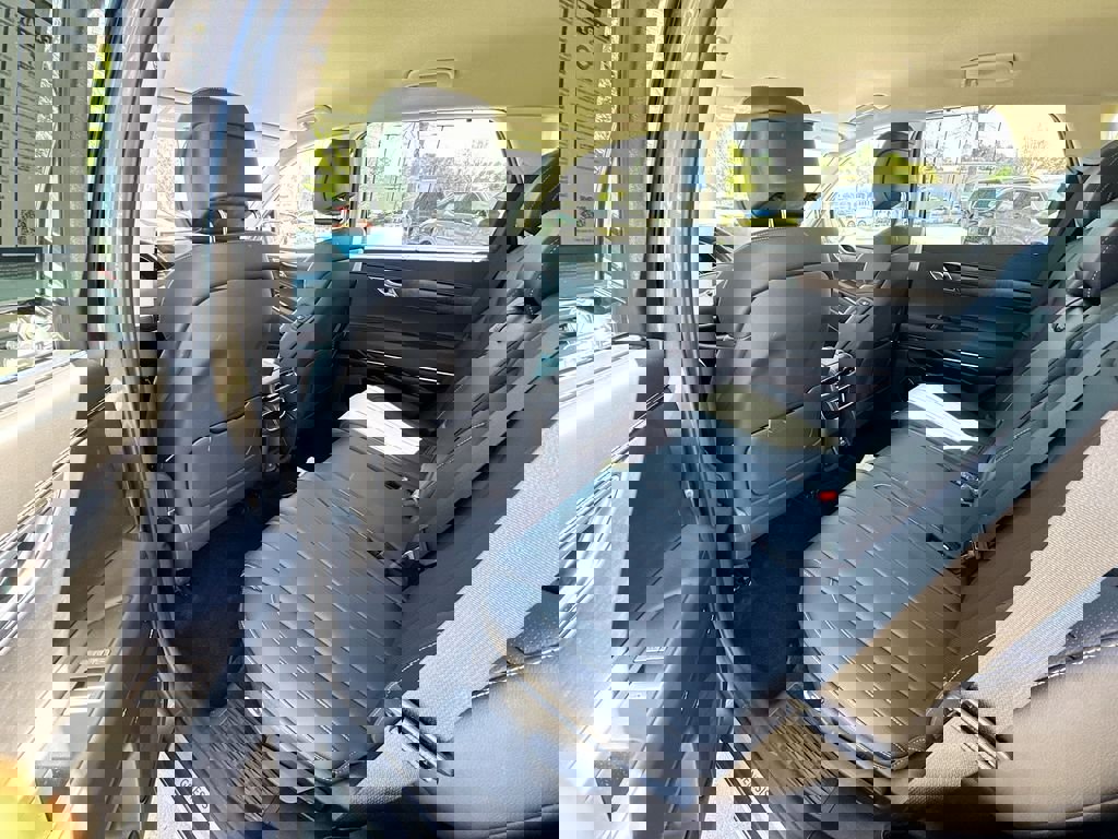 Used 2023 Genesis GV80 2.5T w/ Cargo Package image 32