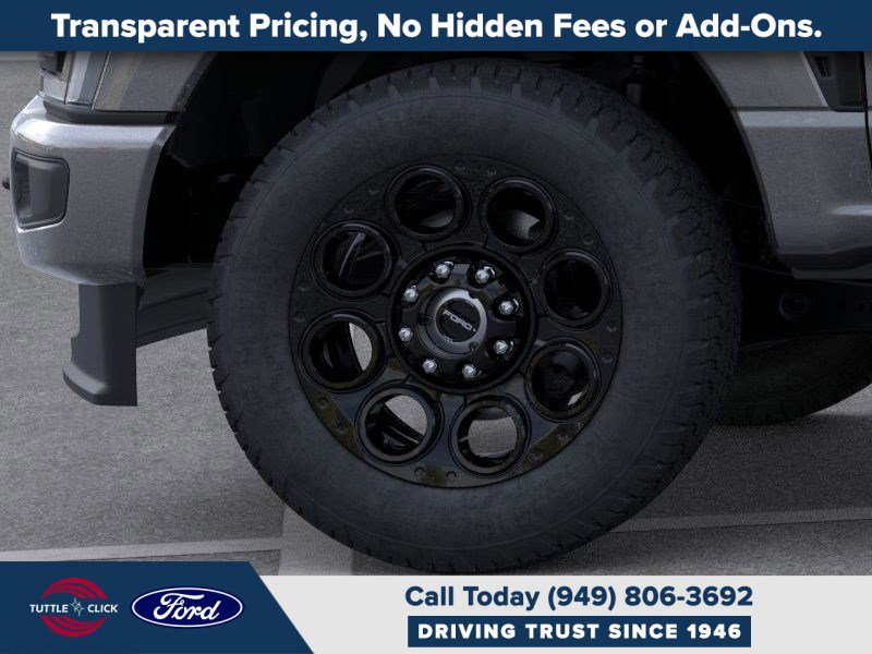New 2026 Ford F250 Lariat w/ Black Appearance Package image 19
