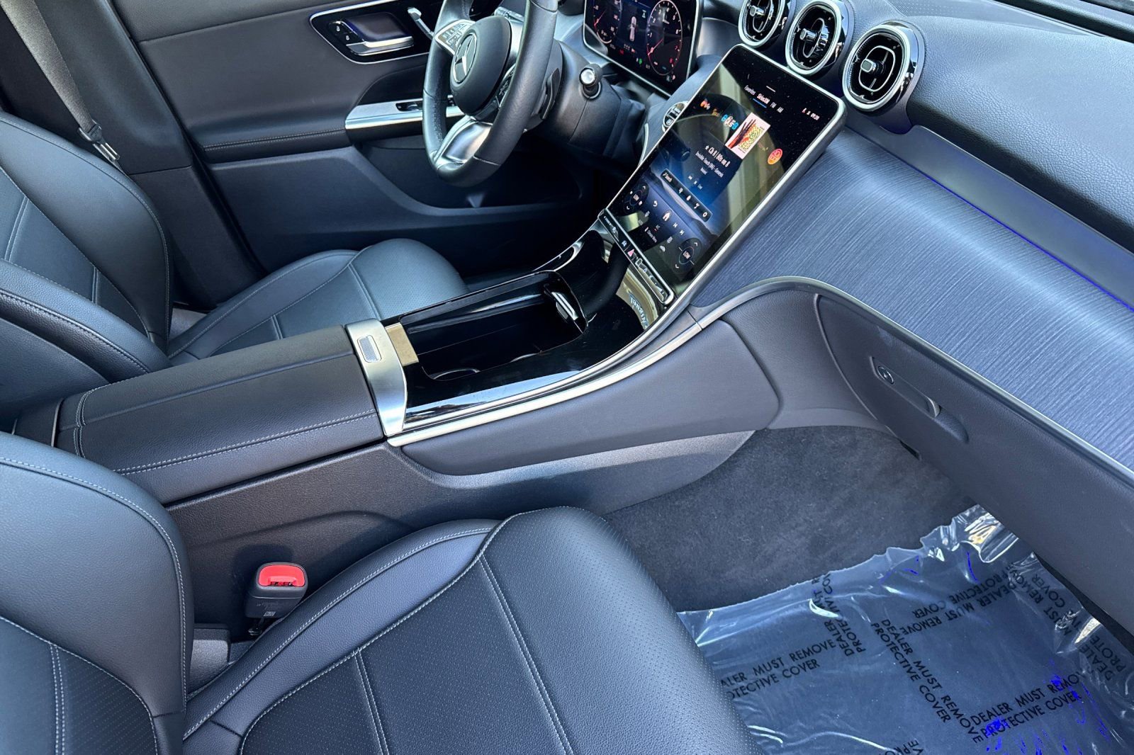 Certified 2025 Mercedes-Benz GLC 300 image 13