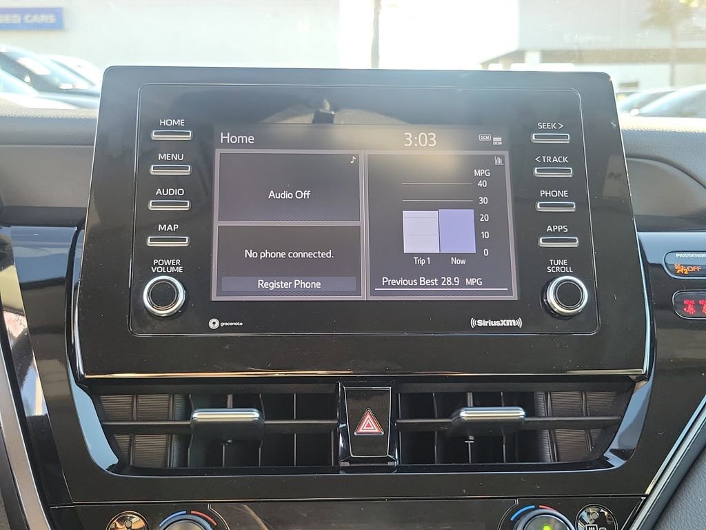 Used 2023 Toyota Camry SE image 8