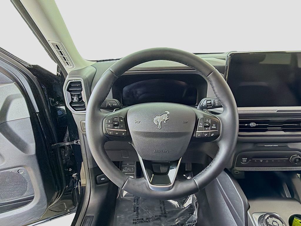 Used 2025 Ford Bronco Sport Badlands image 29