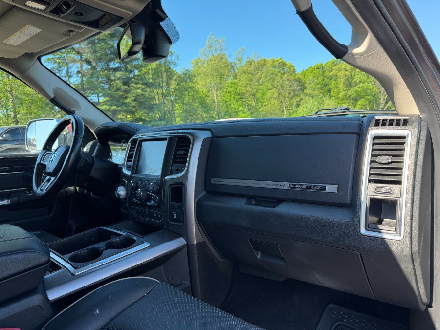 Used 2015 RAM 1500 Laramie Limited AWD/4WD image 19