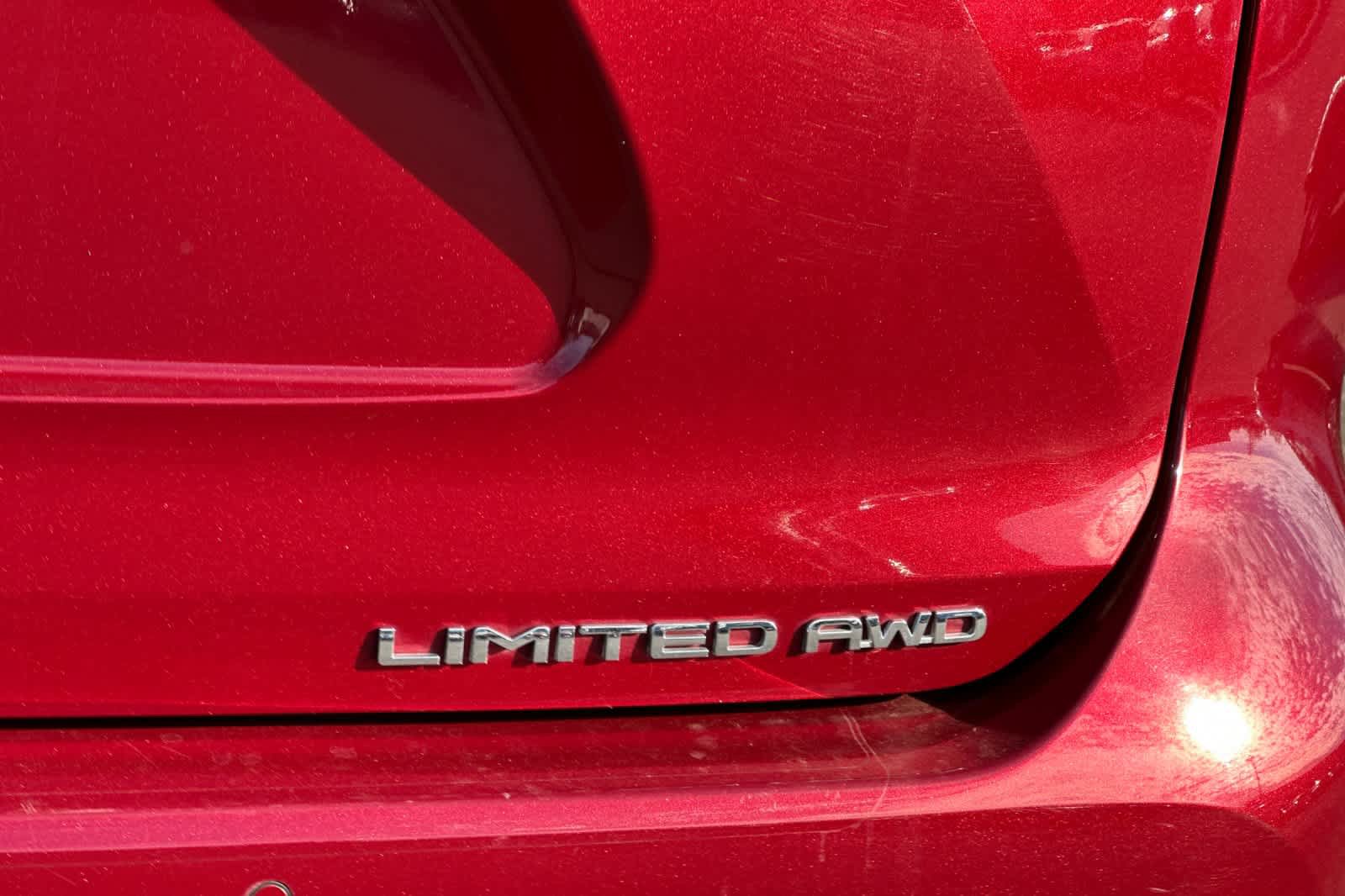 Used 2021 Toyota Highlander Limited image 29