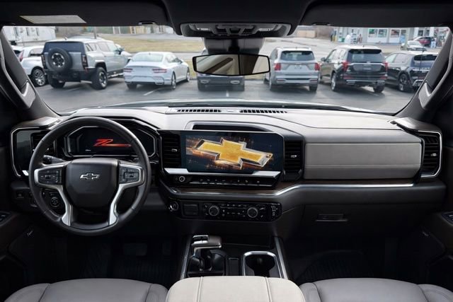 Used 2024 Chevrolet Silverado 1500 RST image 17