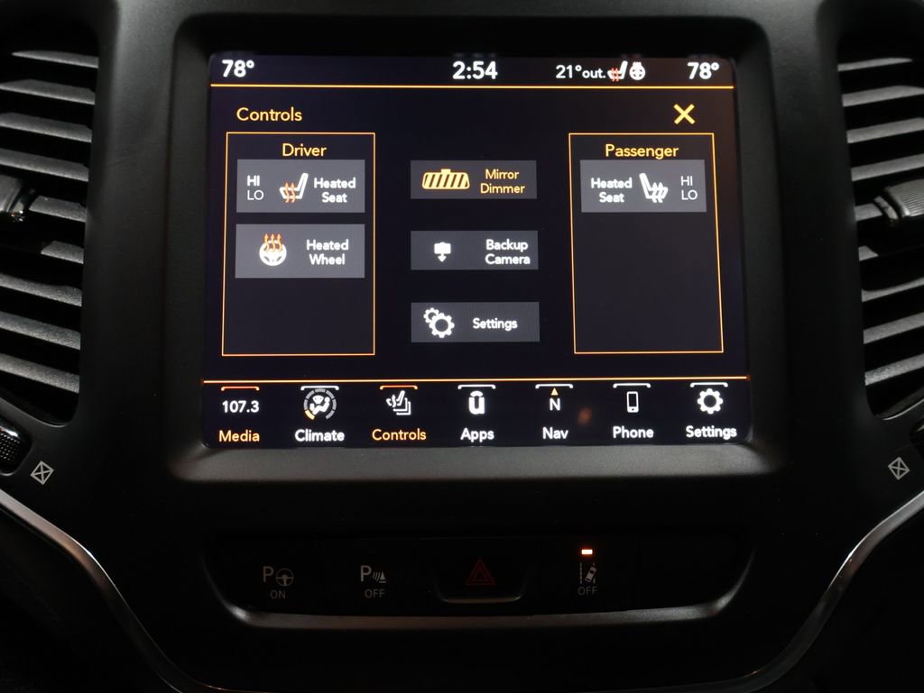 Used 2023 Jeep Cherokee Altitude Lux image 31