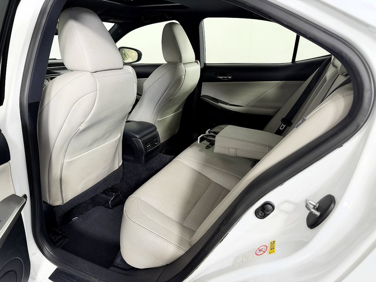 Used 2014 Lexus IS 350 AWD w/ F Sport Package image 34