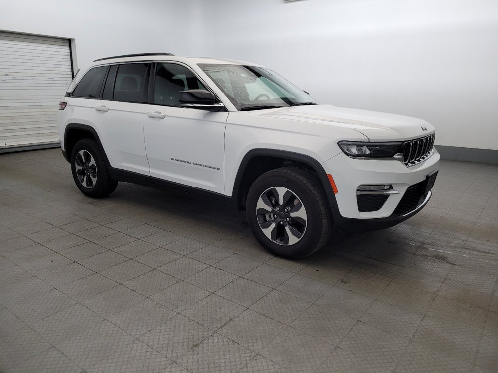 Used 2024 Jeep Grand Cherokee Limited 4xe AWD/4WD image 11