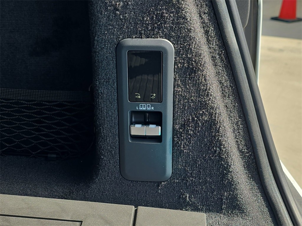 New 2026 Land Rover Range Rover Sport Dynamic SE image 14