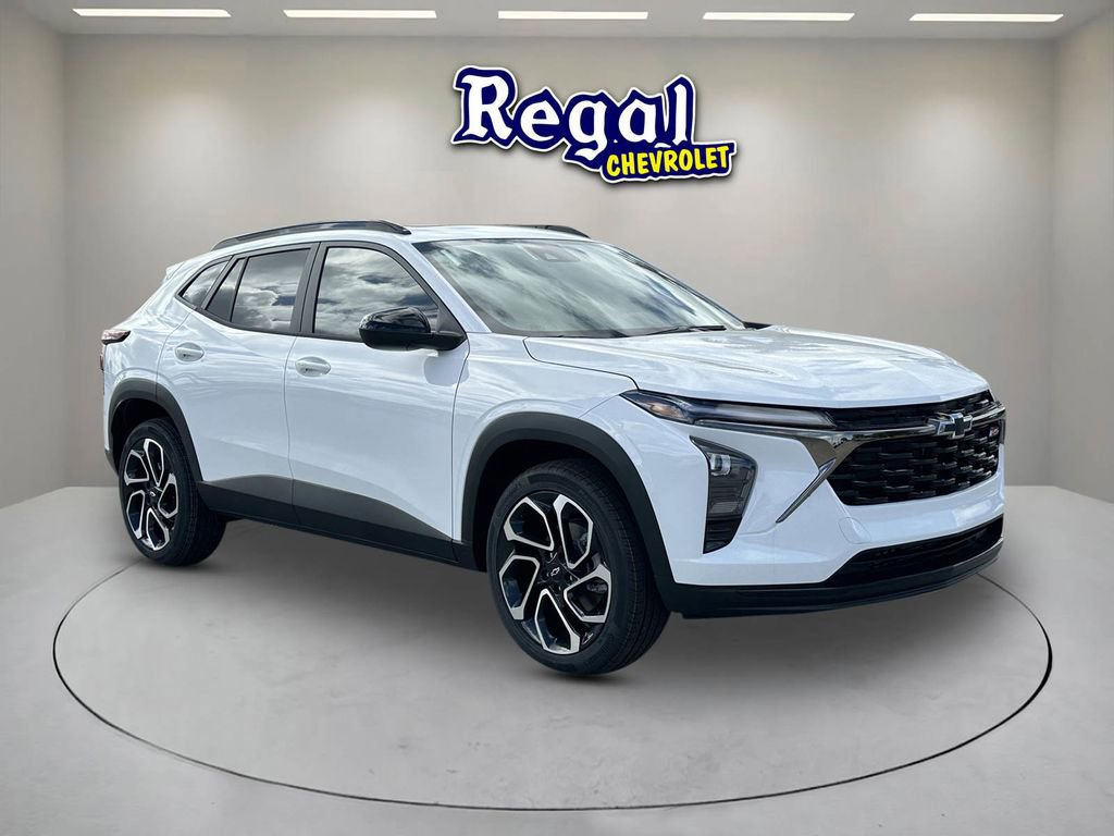 New 2026 Chevrolet Trax RS w/ Sunroof Package